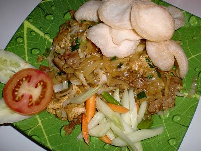 chicken kwe tiaw